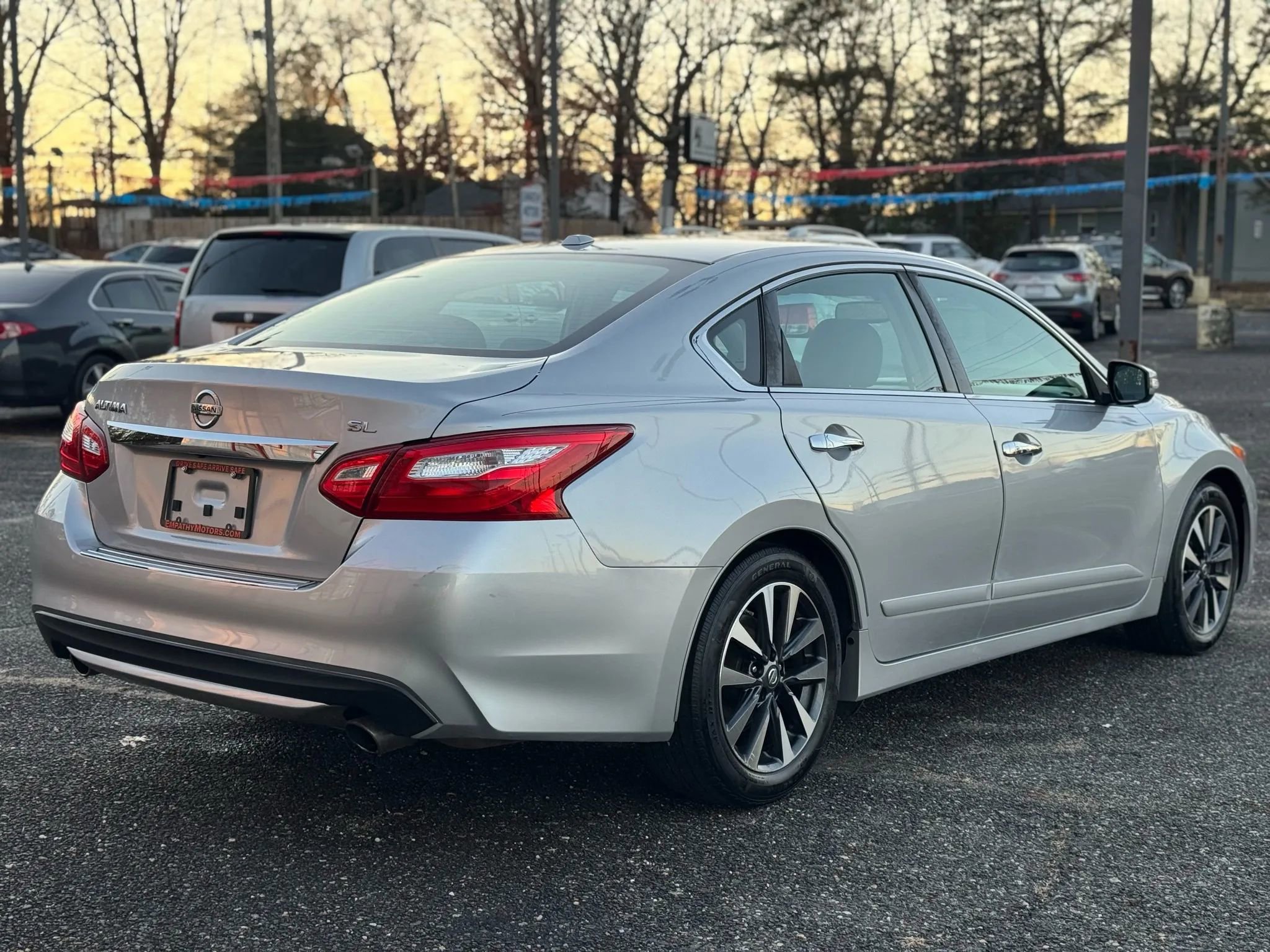 Used 2016 Nissan Altima 2.5 SL w/ 2.5 Technology Package image 5
