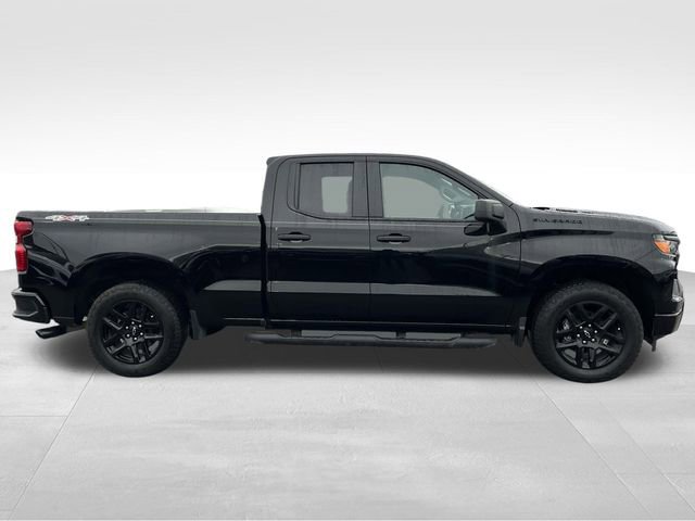 Used 2025 Chevrolet Silverado 1500 Custom w/ Turbomax Blackout Package image 8