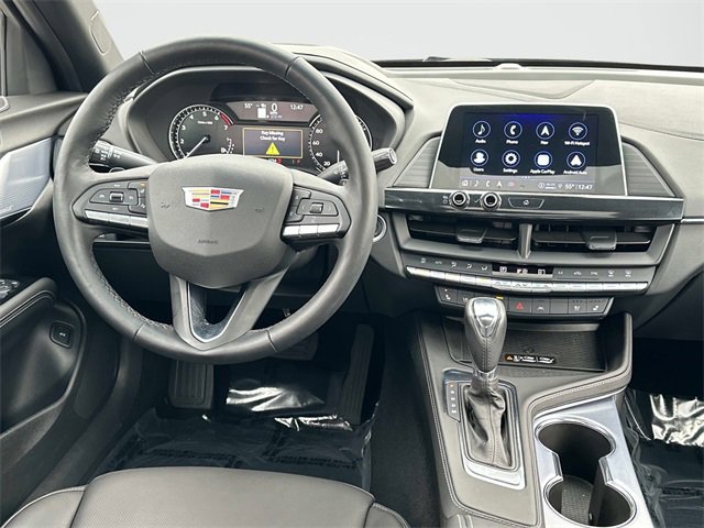 Used 2025 Cadillac CT4 Premium Luxury image 2