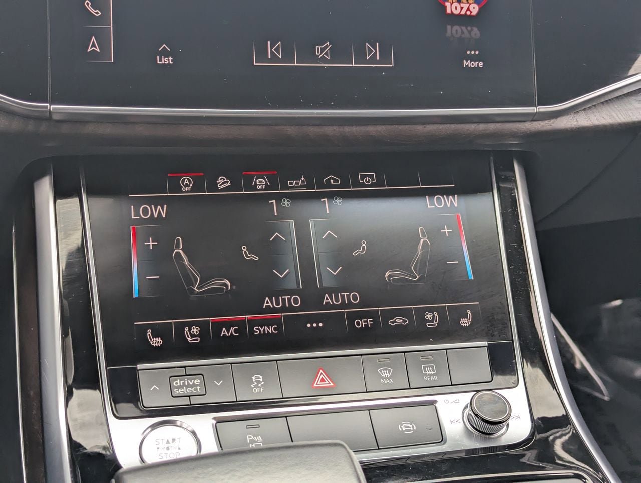 Used 2019 Audi Q8 Premium Plus AWD/4WD image 21