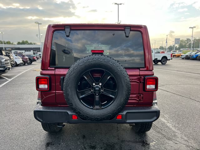 Used 2021 Jeep Wrangler Unlimited Sahara AWD/4WD image 6