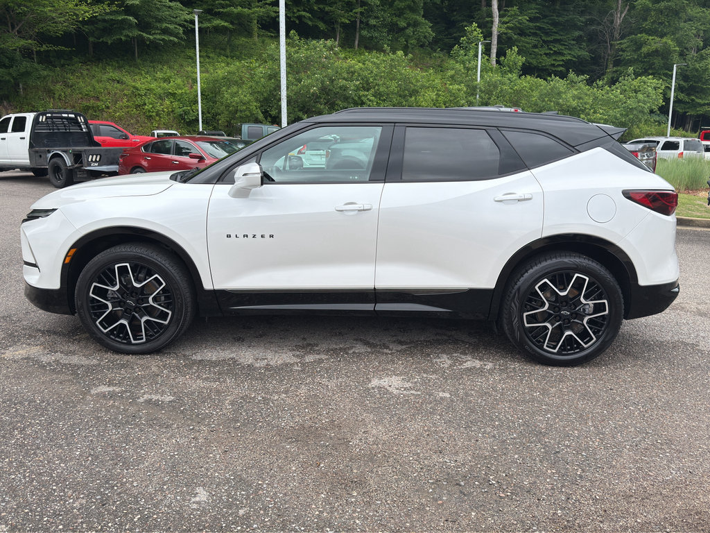 Used 2023 Chevrolet Blazer RS FWD image 6