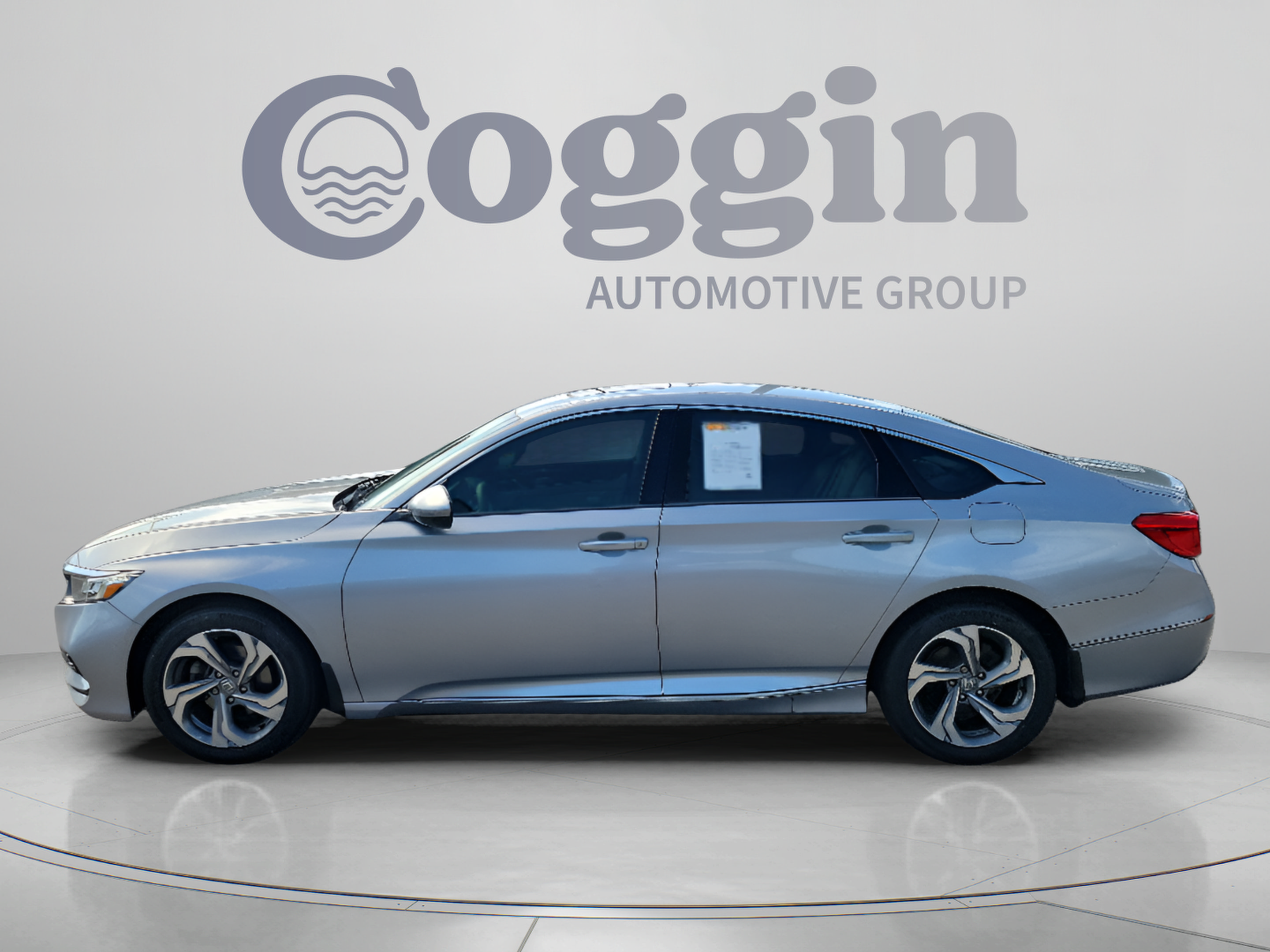 Used 2020 Honda Accord EX image 2