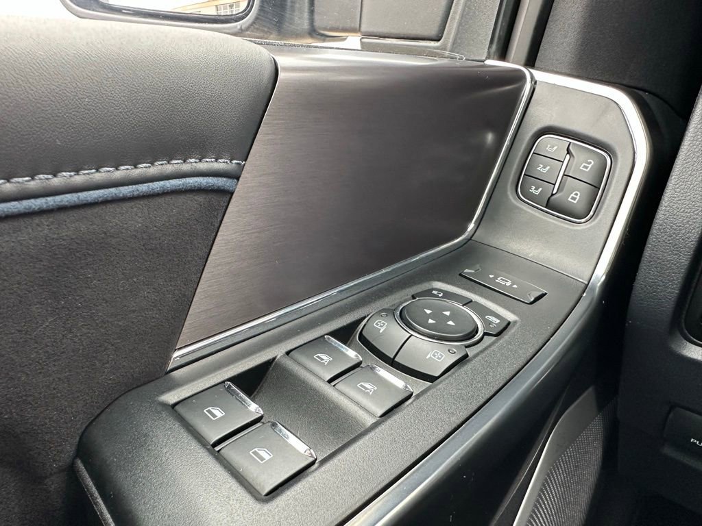 New 2026 Ford F350 Platinum w/ Tremor Off-Road Package image 30