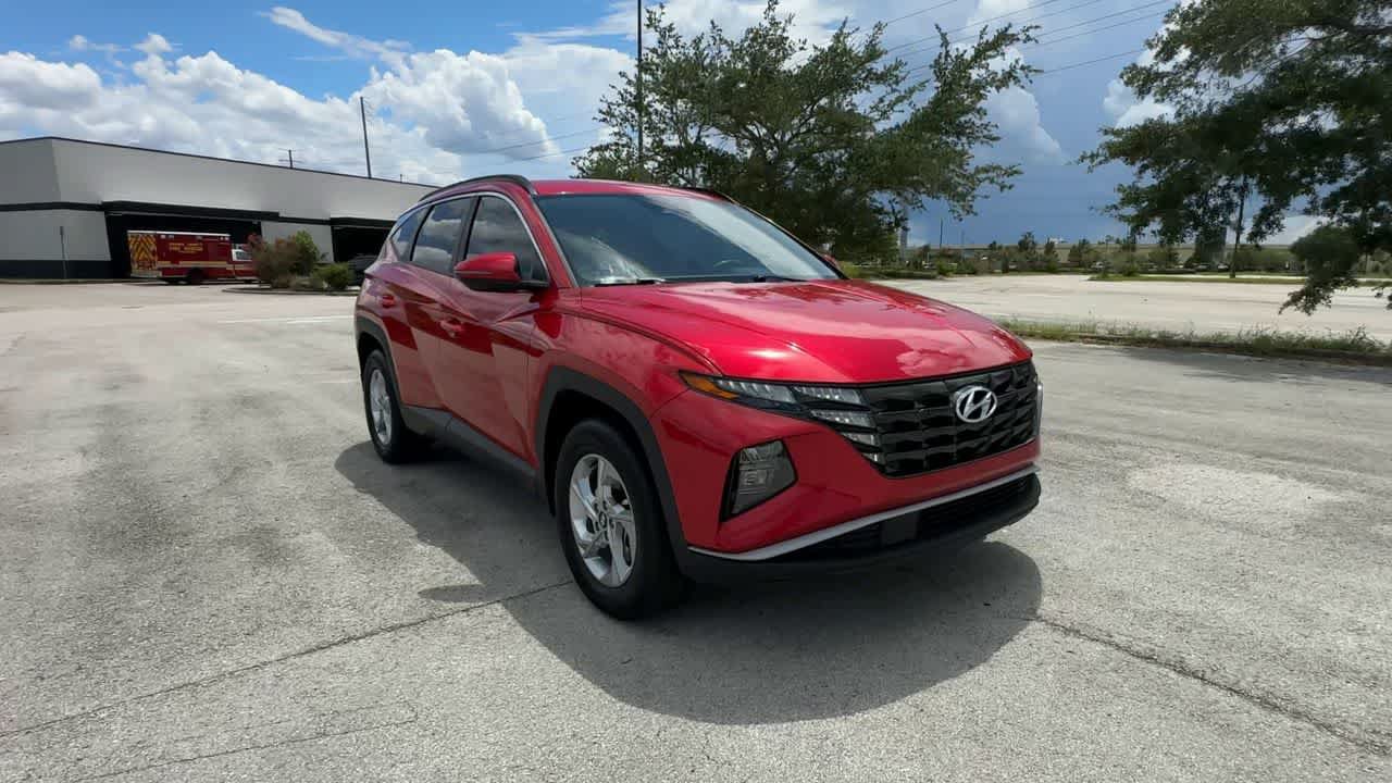 Used 2023 Hyundai Tucson SEL w/ Cargo Package AWD/4WD image 2