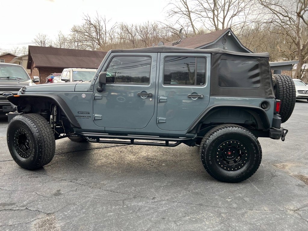 Used 2015 Jeep Wrangler Unlimited Sport image 11