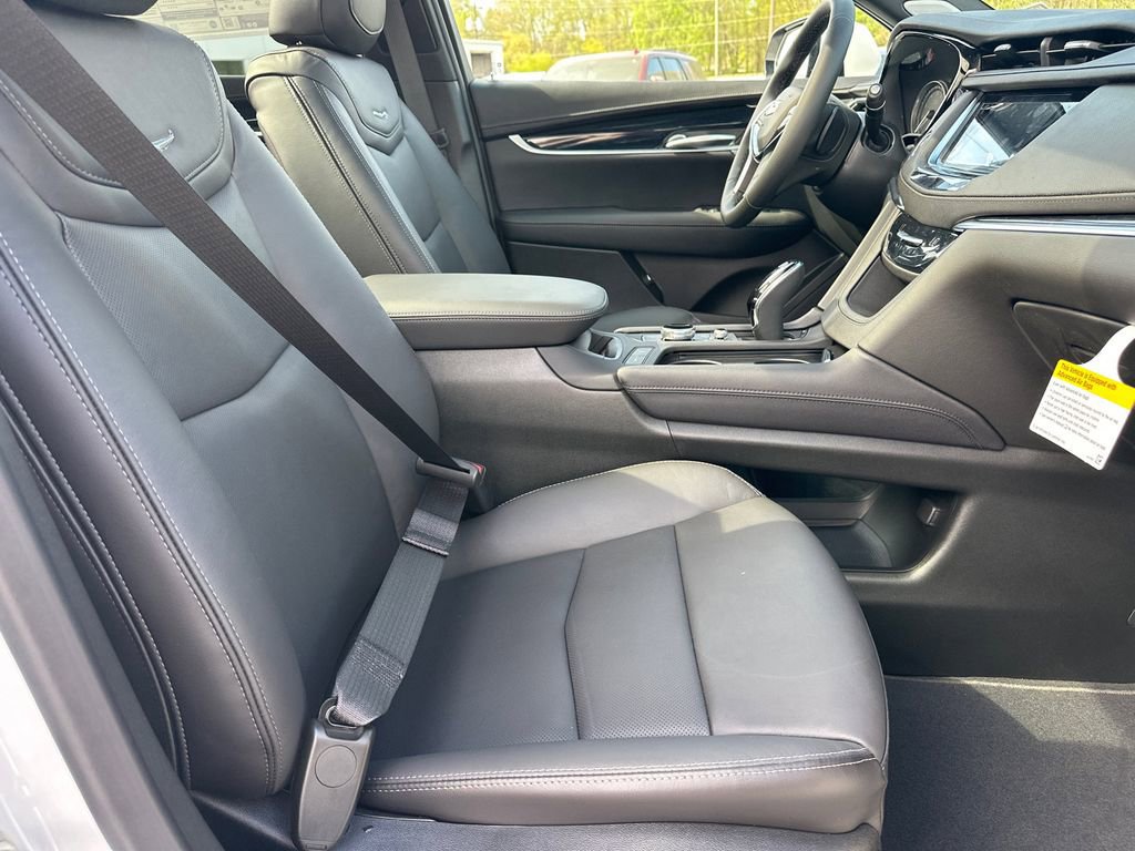 New 2026 Cadillac XT5 Premium Luxury FWD image 13