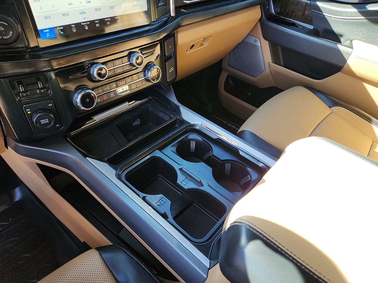 Used 2023 Ford F450 Lariat w/ Lariat Ultimate Package image 20