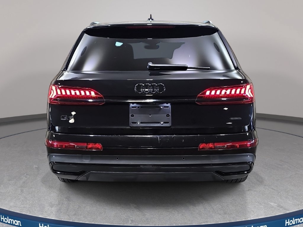 Used 2022 Audi Q7 3.0T Premium Plus w/ Premium Plus Package AWD/4WD image 7