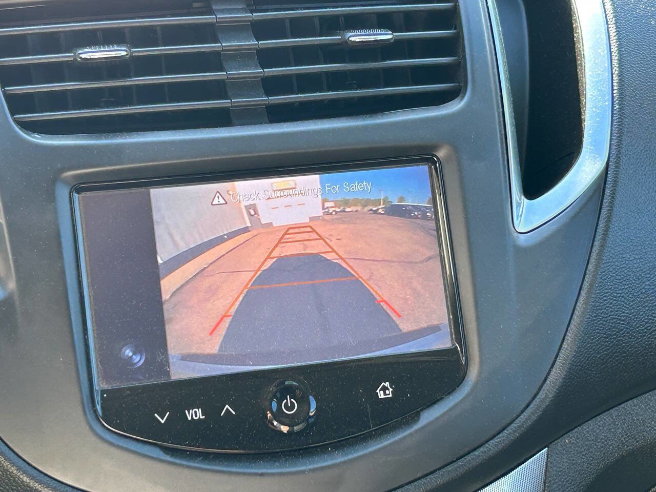 Used 2016 Chevrolet Trax LTZ FWD image 30