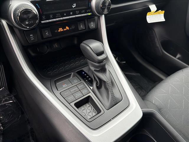New 2025 Toyota RAV4 XLE image 18