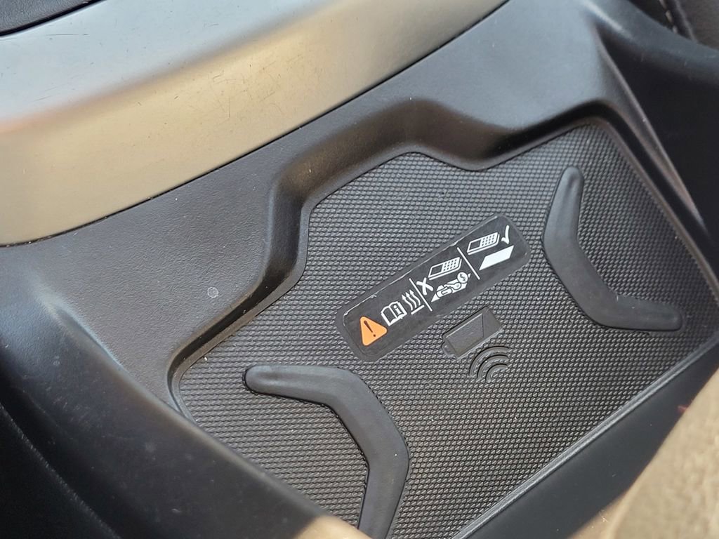 Used 2022 Chevrolet Colorado ZR2 image 20