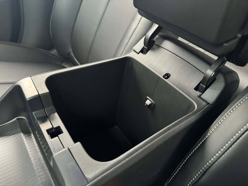 New 2025 Jeep Grand Cherokee Limited w/ Trailer Tow Package image 36