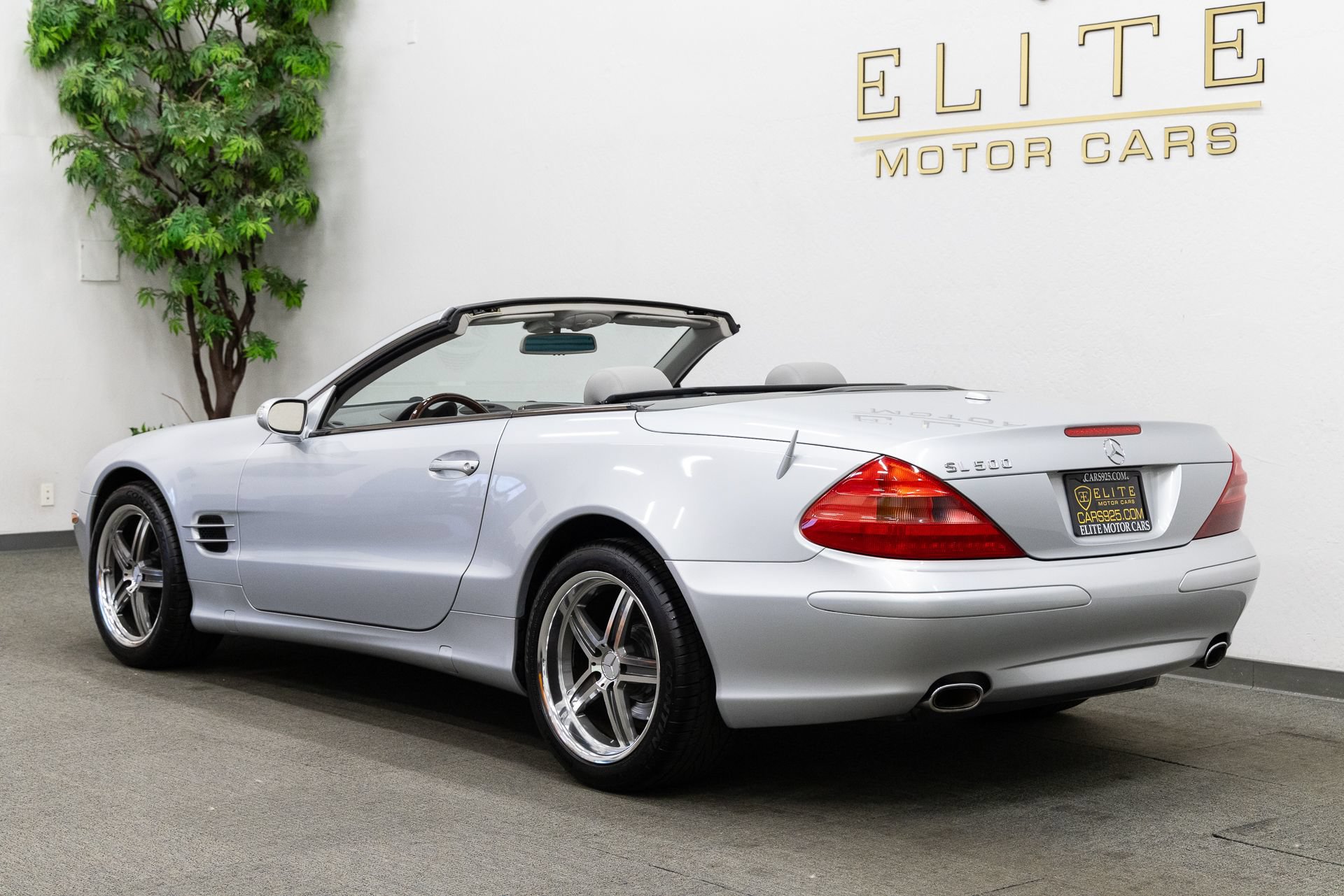 Used 2006 Mercedes-Benz SL 500 image 3