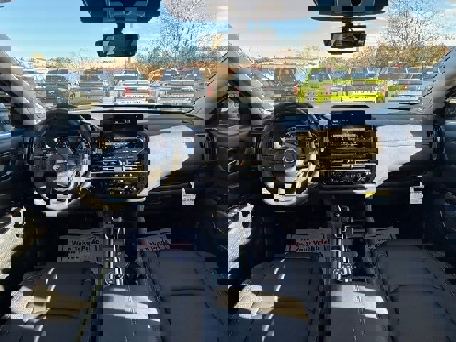 New 2025 Nissan Pathfinder SL w/ SL Premium Package image 22