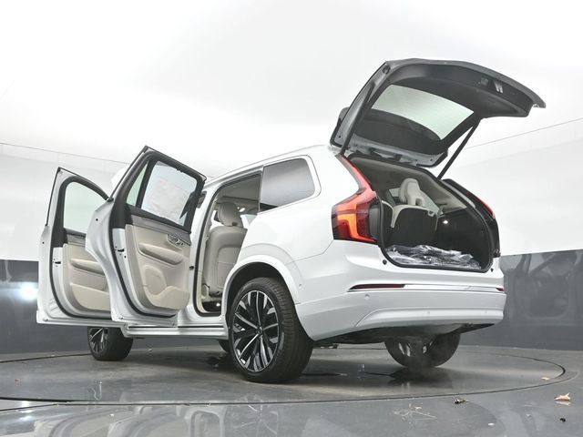 New 2026 Volvo XC90 B6 Ultra w/ Protection Package image 57