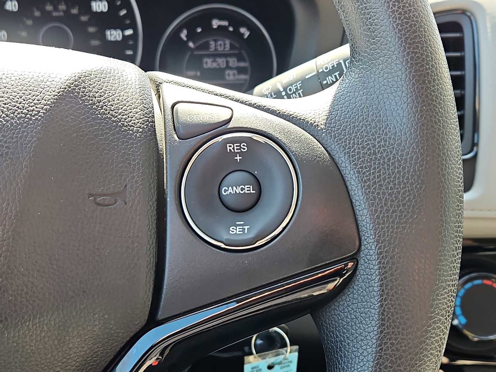 Used 2018 Honda HR-V LX image 12