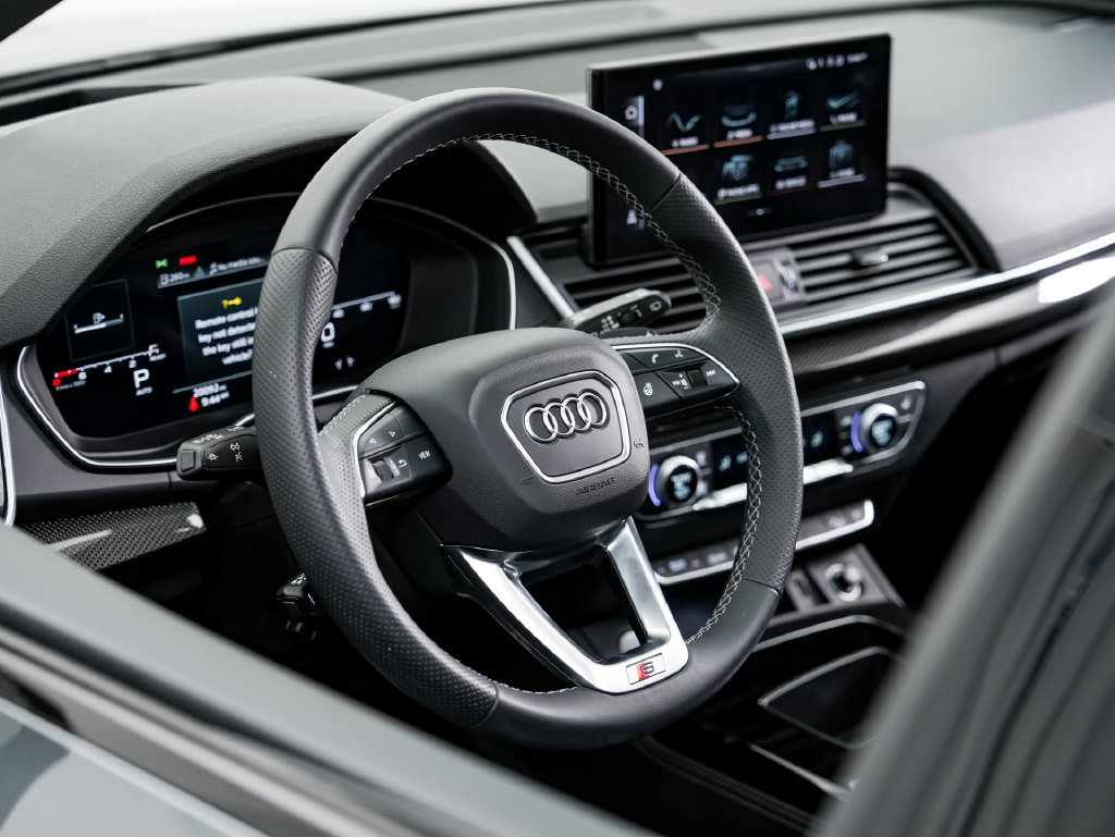 Used 2024 Audi SQ5 Prestige AWD/4WD image 9