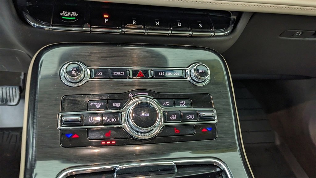 Used 2023 Lincoln Nautilus AWD w/ Premium Package image 26
