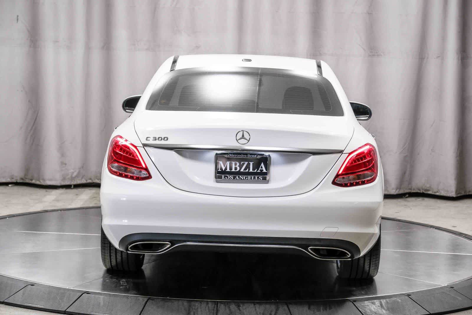 Used 2018 Mercedes-Benz C 300 Sedan image 3