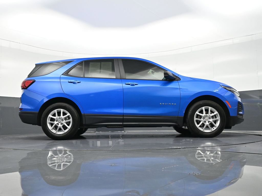 Used 2024 Chevrolet Equinox LS image 29