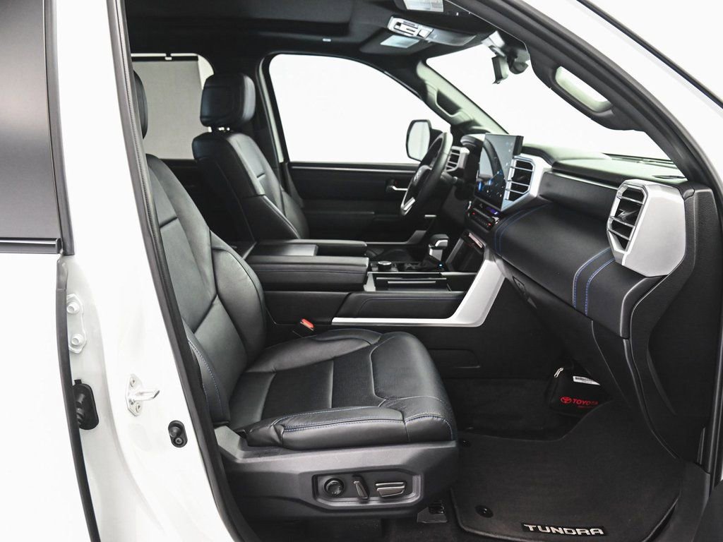 Used 2025 Toyota Tundra Platinum image 37
