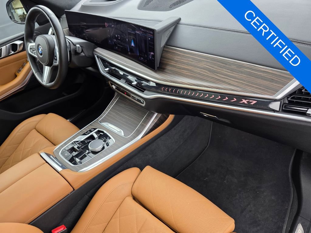 Used 2023 BMW X7 xDrive40i w/ M Sport Package image 32