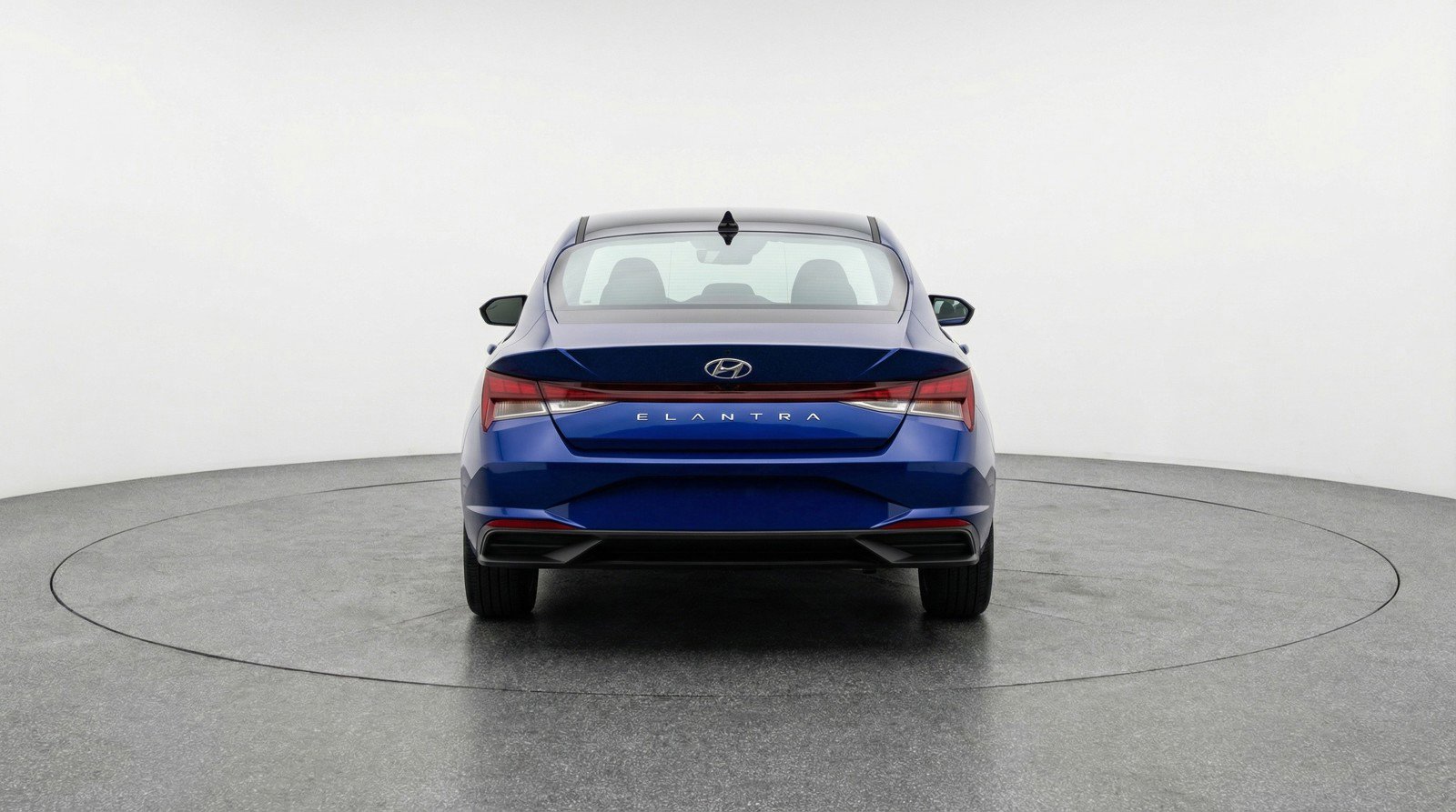 Used 2025 Hyundai Elantra SEL FWD image 7