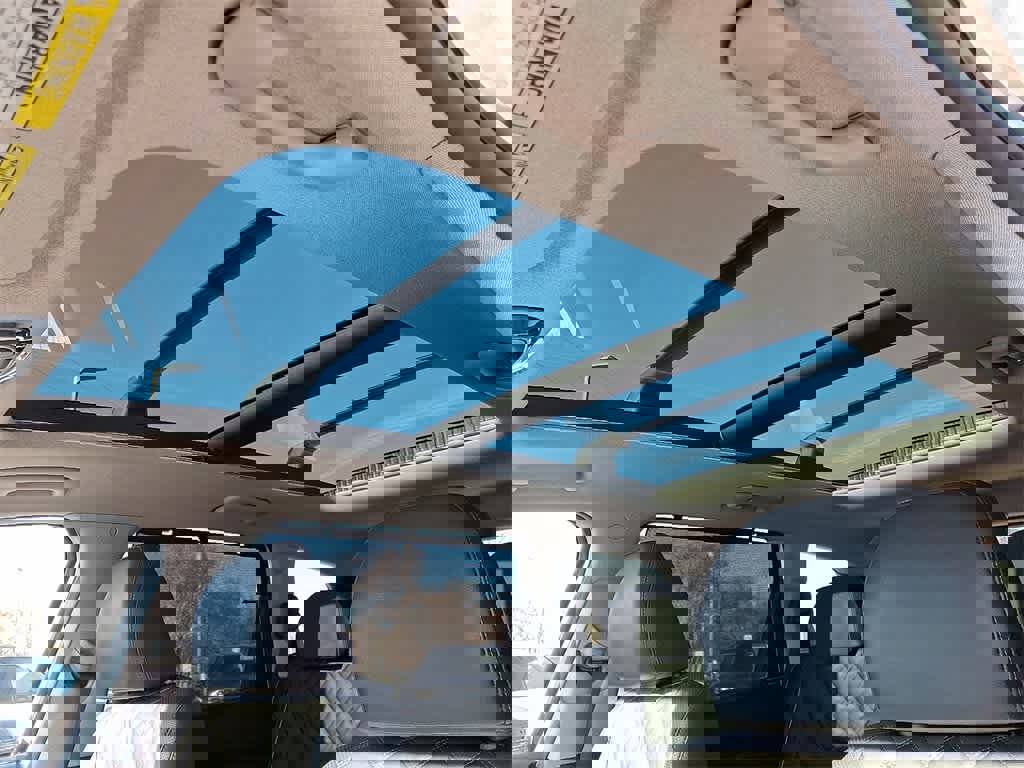 Used 2022 Hyundai Santa Fe Limited w/ Cargo Package image 14