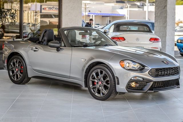 Used 2017 FIAT 124 Spider Abarth image 5