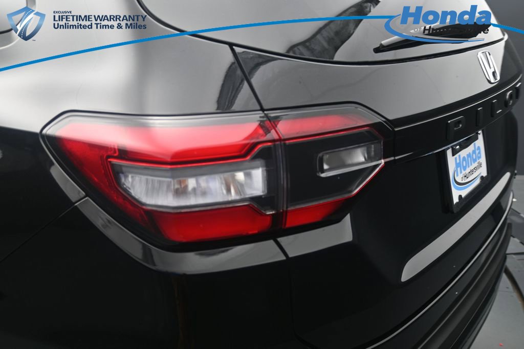 New 2026 Honda Pilot Sport image 19