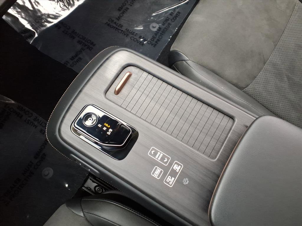 Certified 2023 Nissan Ariya AWD image 21