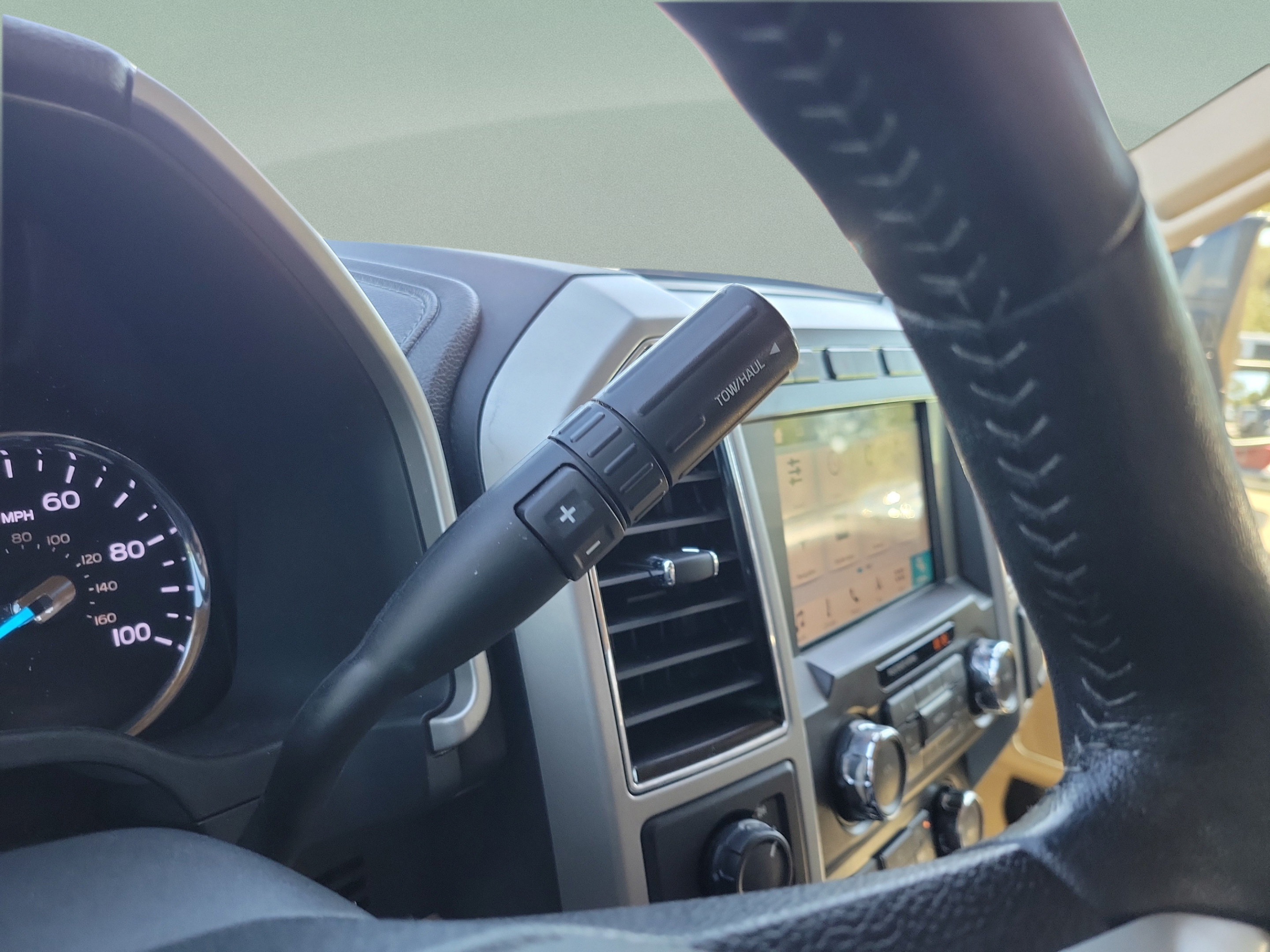Used 2019 Ford F350 Lariat w/ Lariat Ultimate Package AWD/4WD image 23