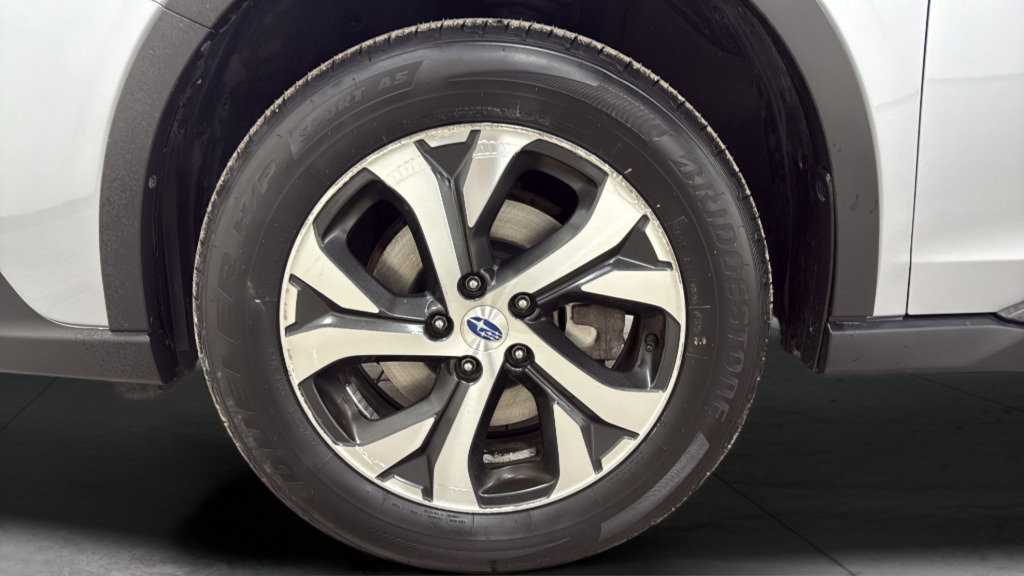 Certified 2021 Subaru Outback Limited image 37