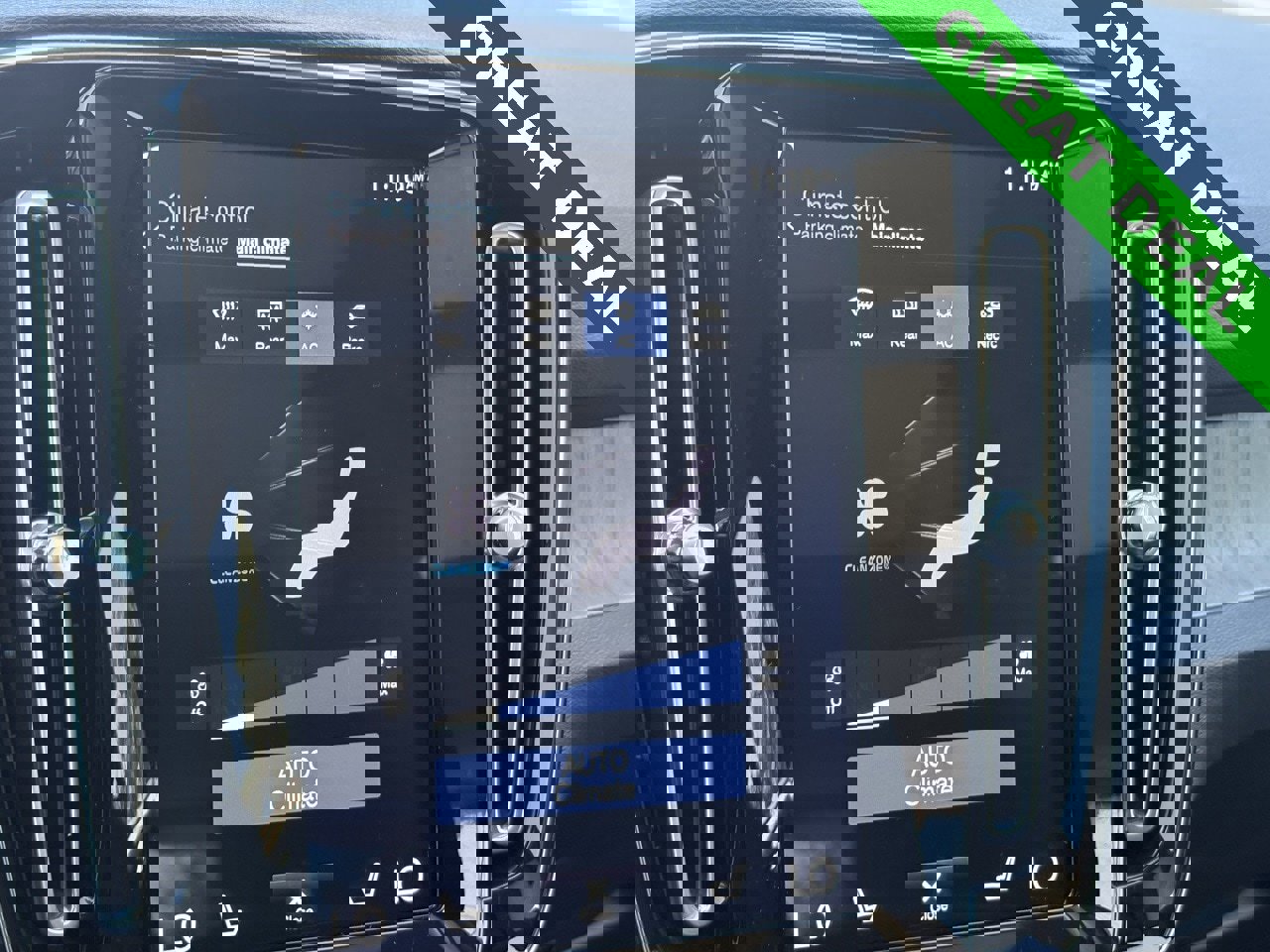 Used 2021 Volvo XC40 T5 Inscription w/ Protection Package Premier image 22