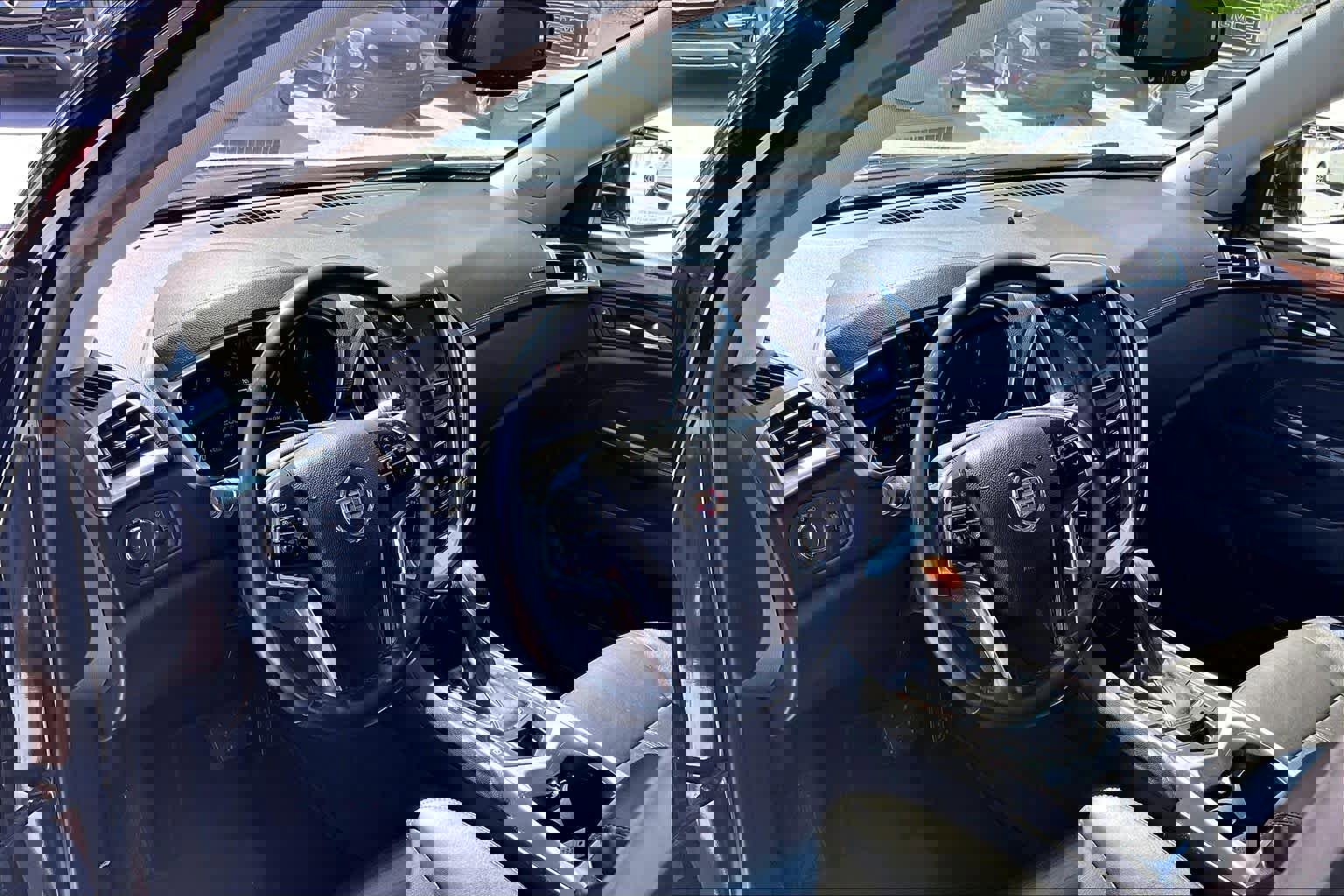 Used 2014 Cadillac SRX Luxury FWD image 18