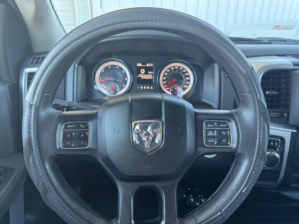 Used 2018 RAM 1500 Classic SLT image 16