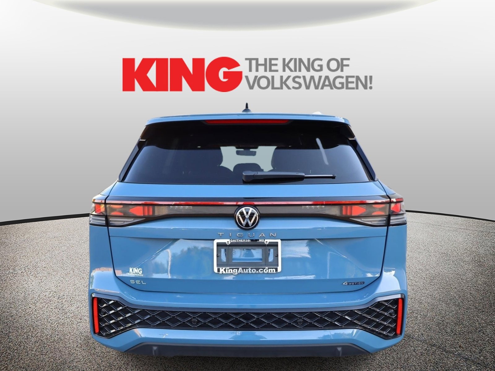 Certified 2025 Volkswagen Tiguan SEL R-Line AWD/4WD image 4