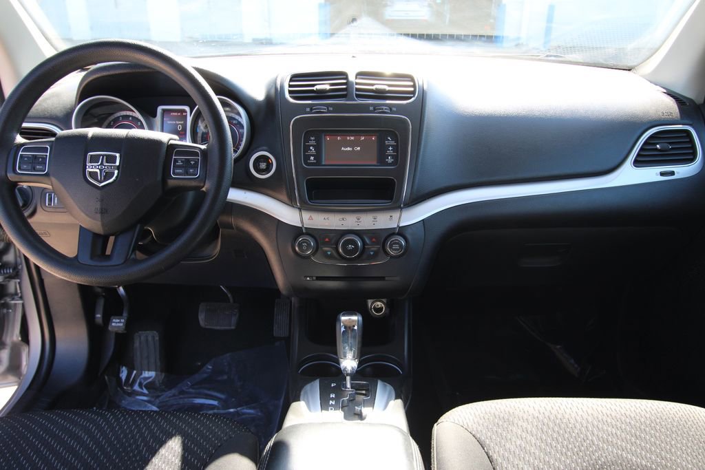 Used 2018 Dodge Journey SE FWD image 39