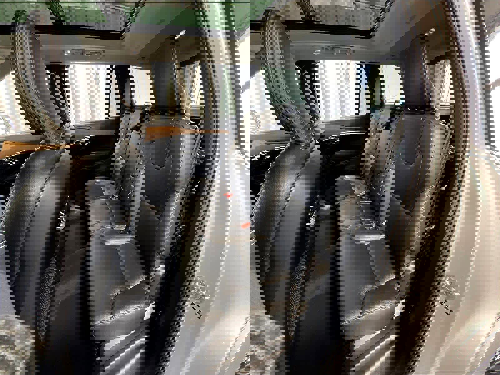 Used 2023 Volvo XC90 B6 Plus w/ Protection Package image 15