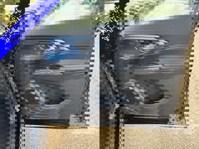 New 2026 Chevrolet Equinox EV LT image 12