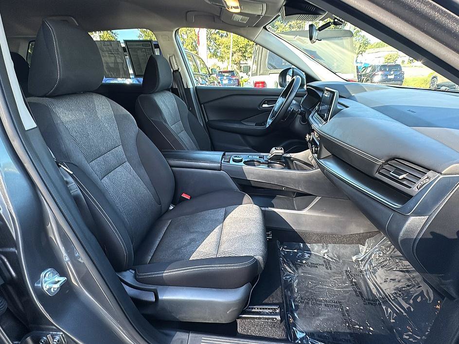 Certified 2025 Nissan Rogue SV AWD/4WD image 25