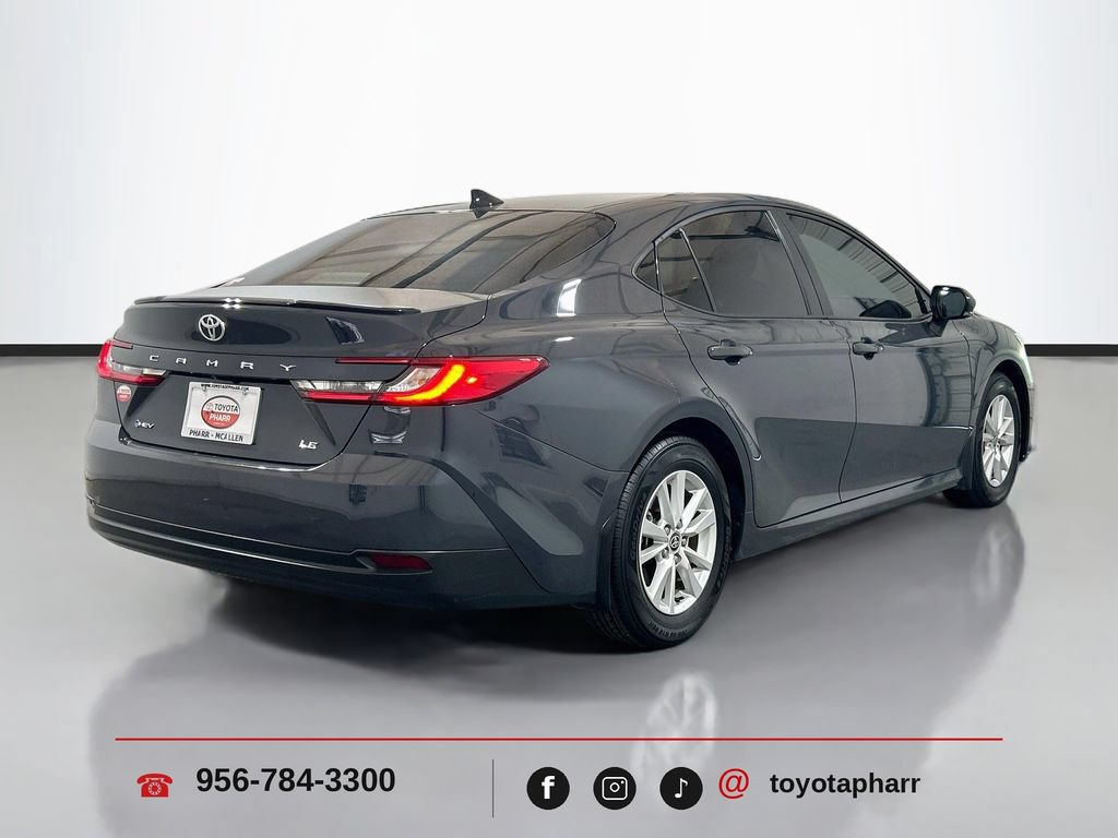 Used 2025 Toyota Camry LE FWD image 4
