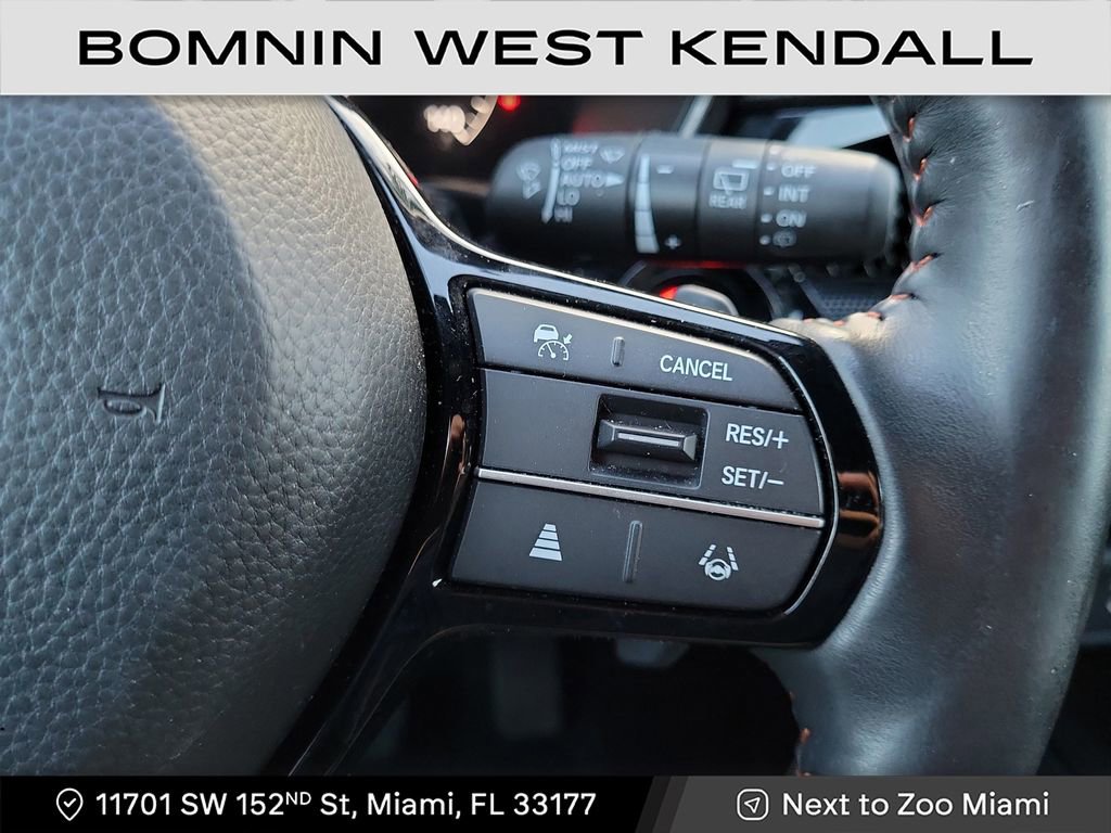 Used 2023 Honda CR-V Sport Touring image 16