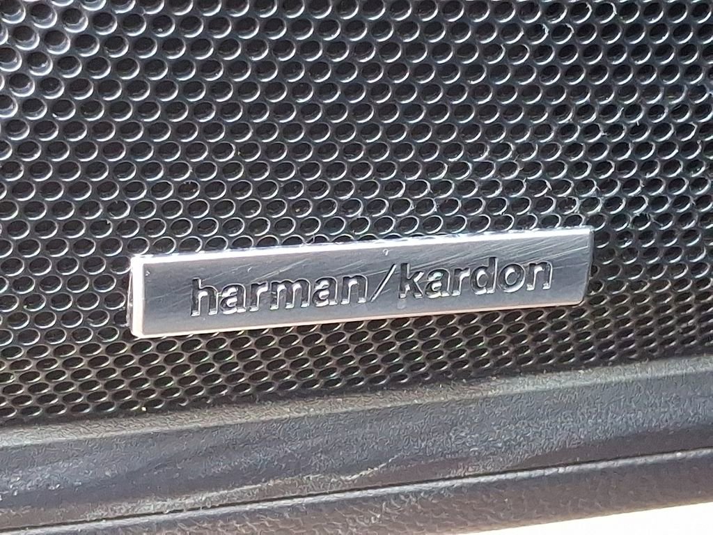 Used 2022 Subaru Outback Touring image 30