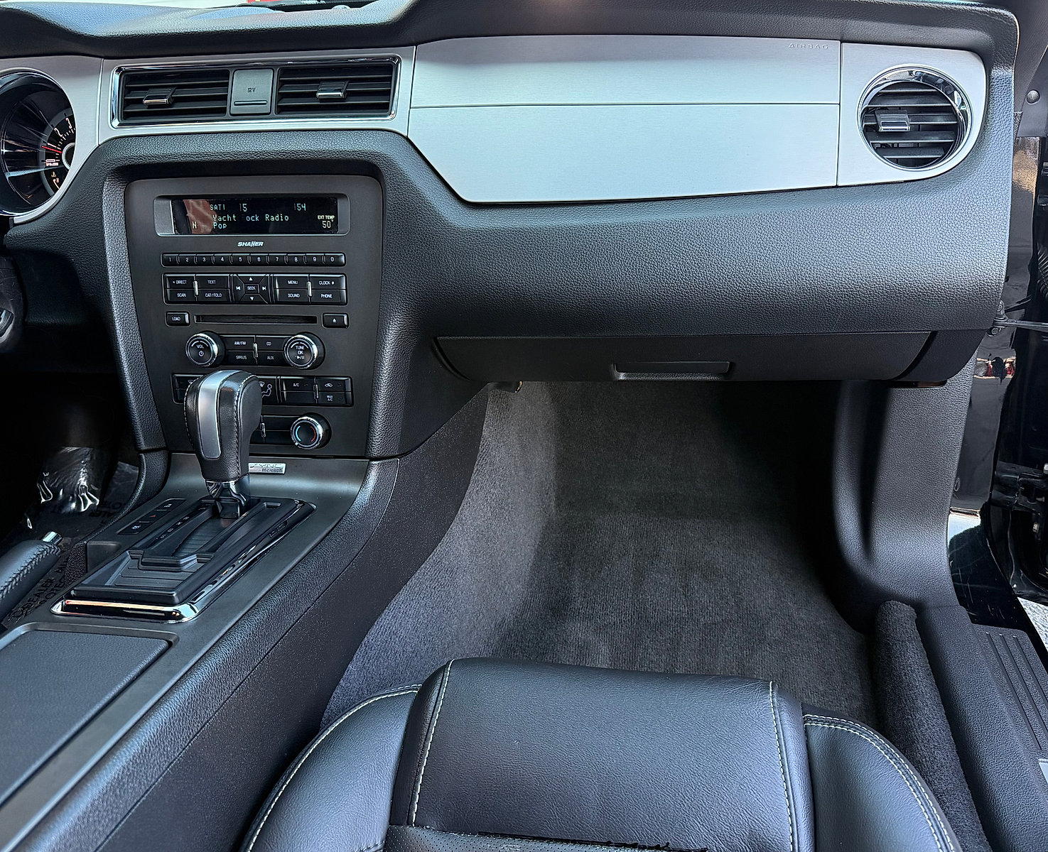 Used 2013 Ford Mustang GT Premium w/ Brembo Brake Pkg image 25