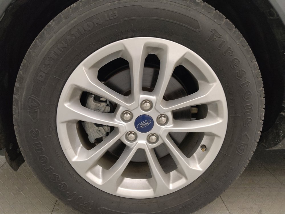 Used 2020 Ford Escape SE image 31