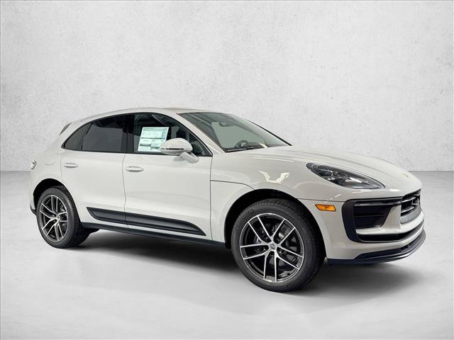Used 2026 Porsche Macan AWD/4WD image 7