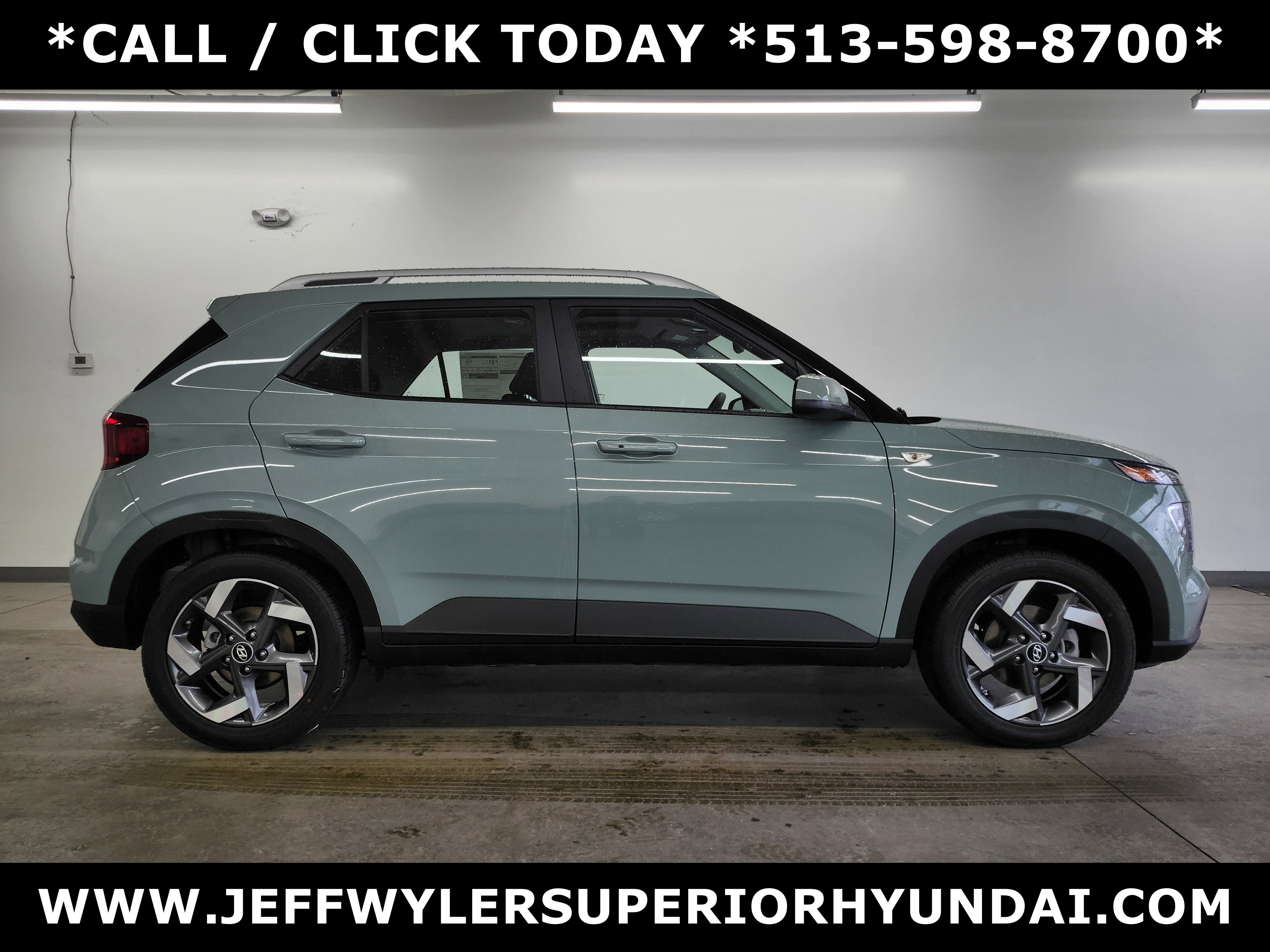 New 2026 Hyundai Venue SEL image 2