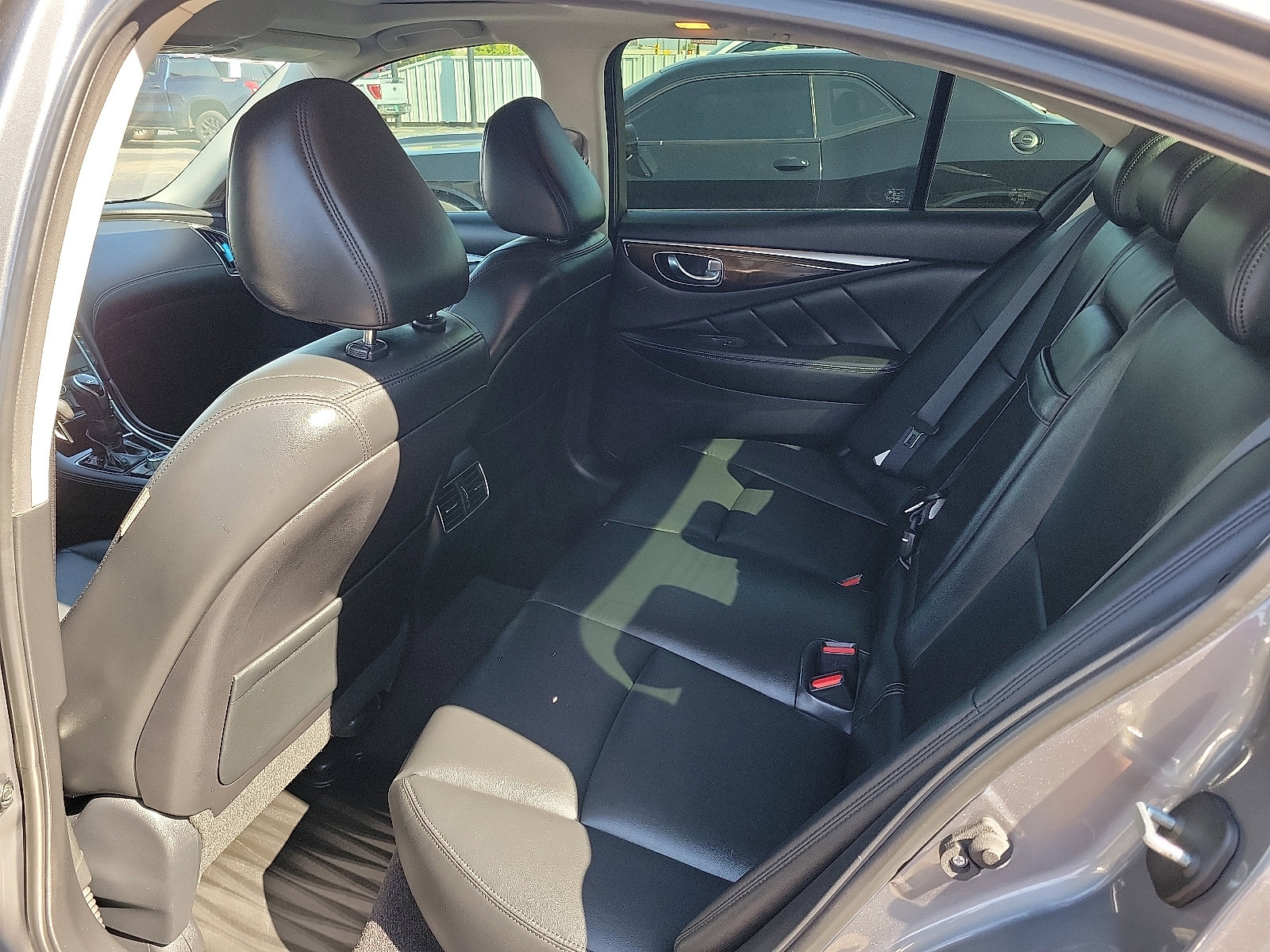 Used 2019 INFINITI Q50 Luxe w/ Essential Package (3.0T Luxe) image 11